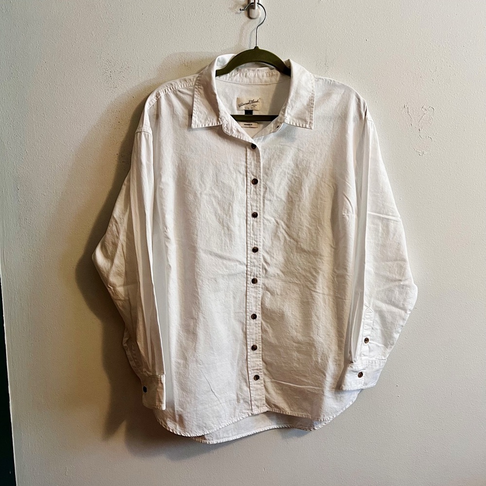 Universal Thread White Button Down Shirt